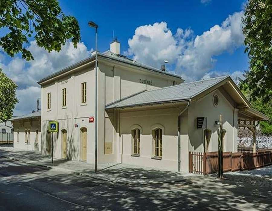 Predaj domu 190 m², pozemek 450 m², Praha, Praha Predaj domu 190 m², pozemek 450 m², Praha, Praha