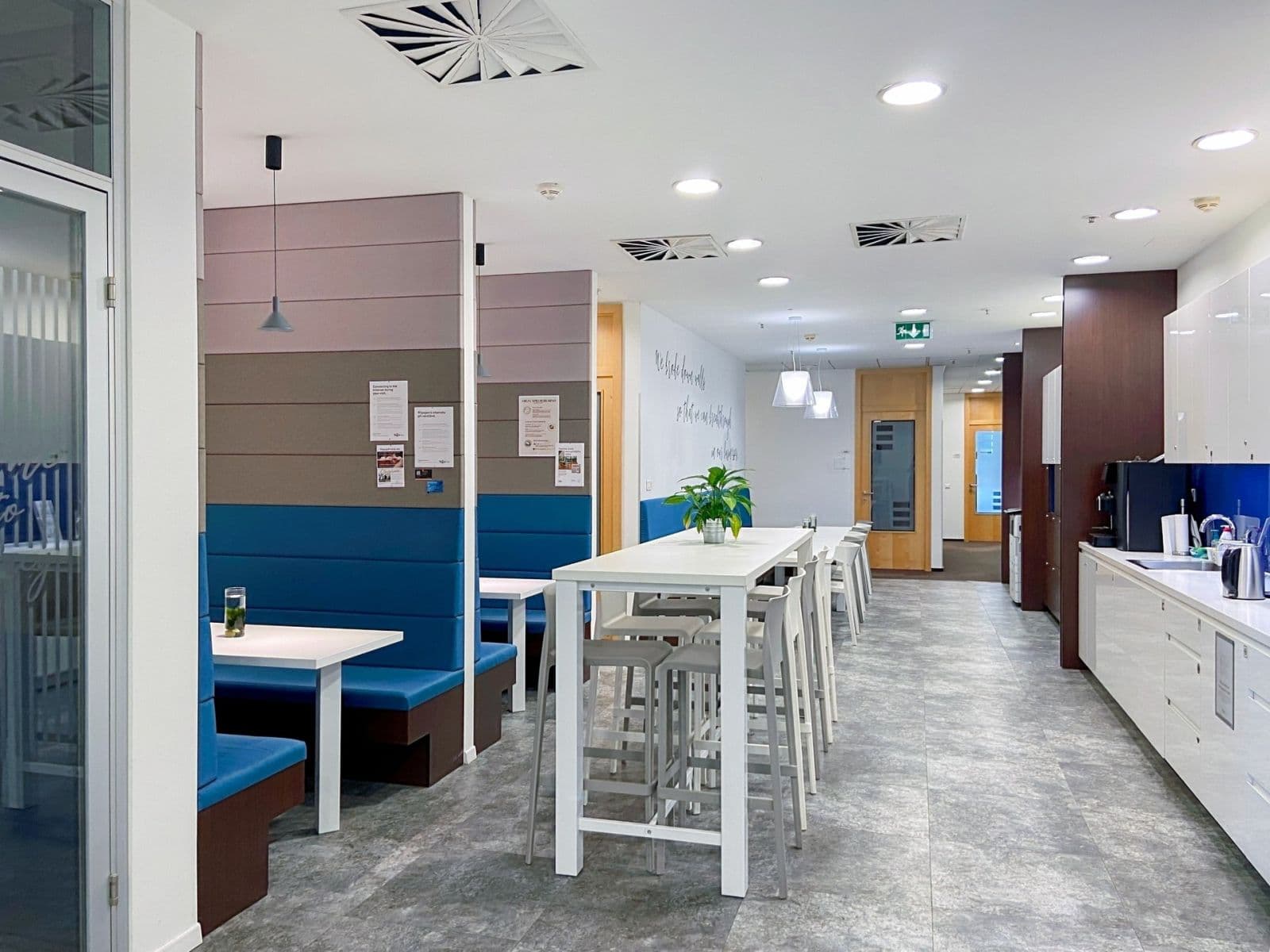 Prenájom kancelárie 120 m², Holandská, Brno, Jihomoravský kraj Prenájom kancelárie 120 m², Holandská, Brno, Jihomoravský kraj