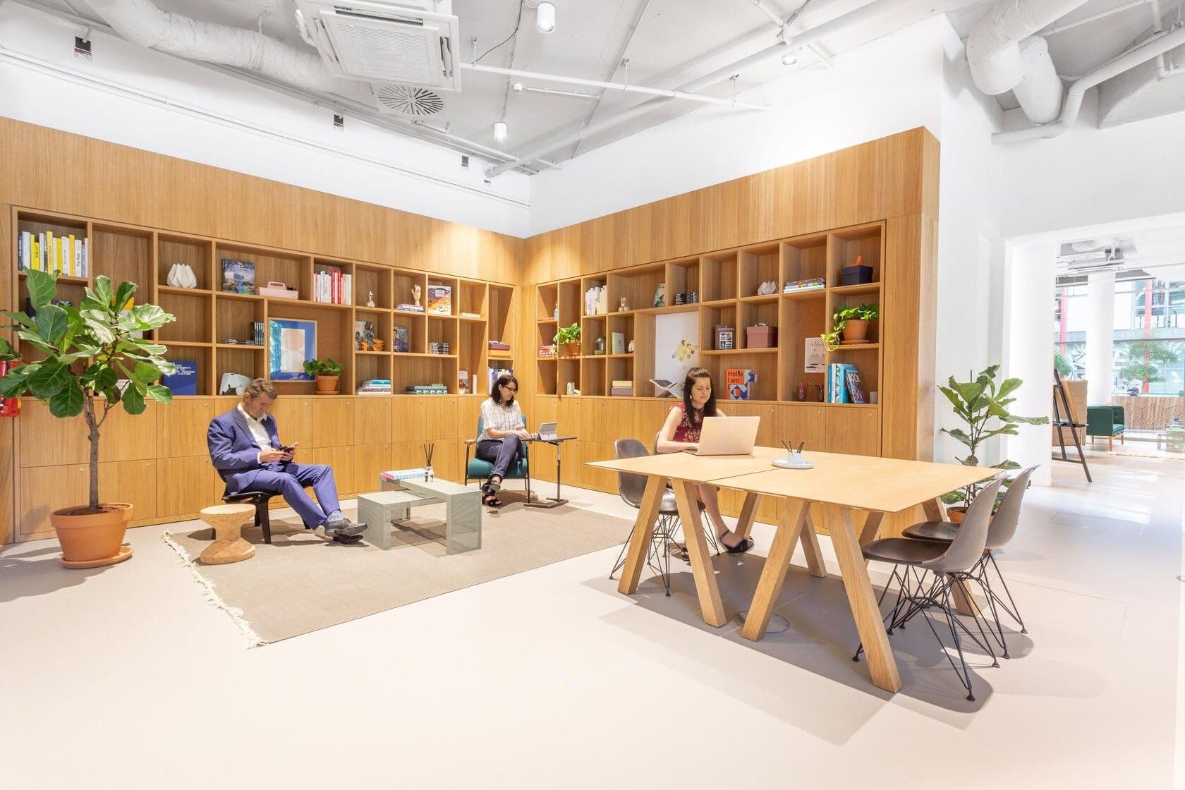 Prenájom kancelárie 50 m², Karolinská, Praha, Praha Prenájom kancelárie 50 m², Karolinská, Praha, Praha