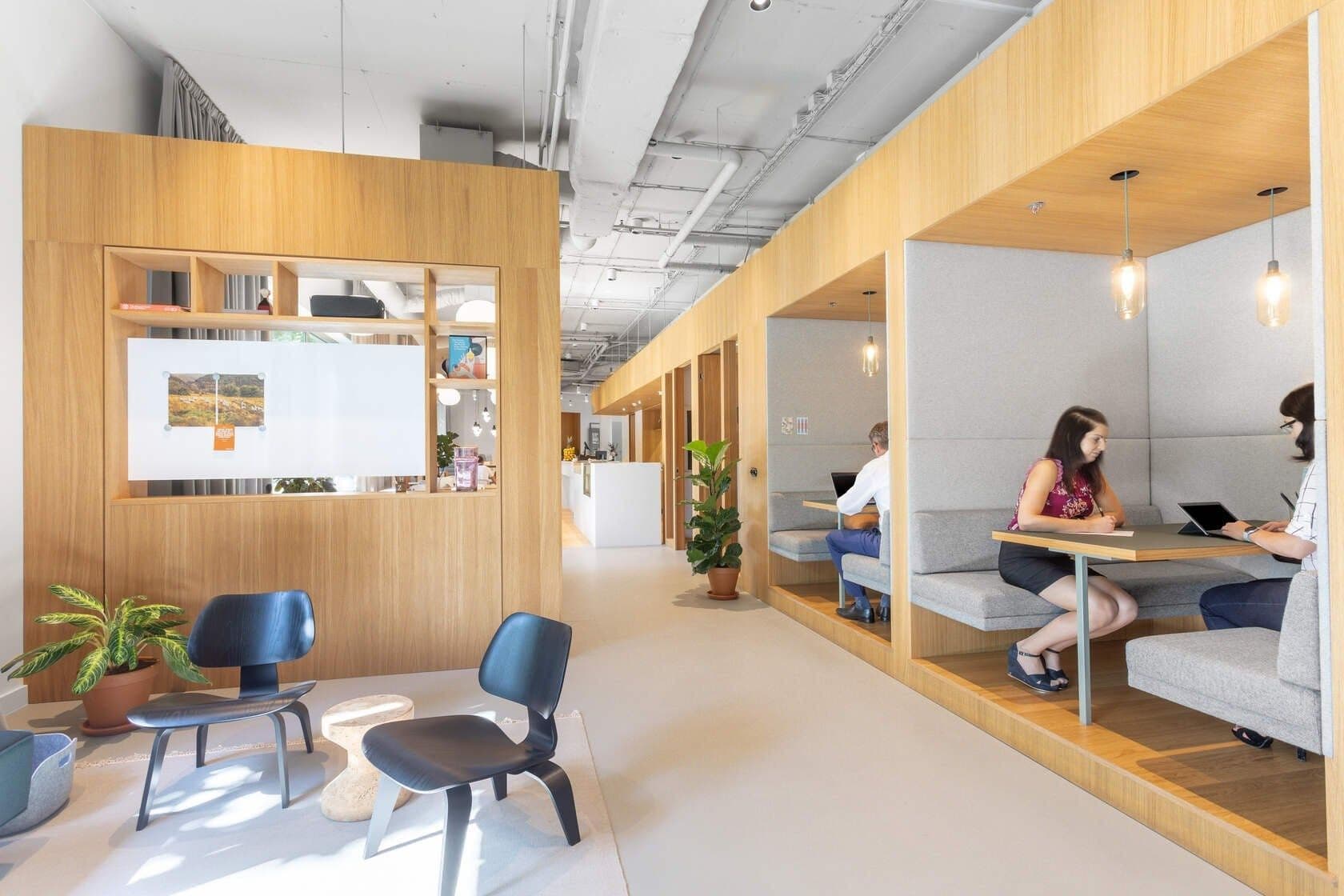 Prenájom kancelárie 110 m², Karolinská, Praha, Praha Prenájom kancelárie 110 m², Karolinská, Praha, Praha