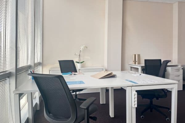 Prenájom kancelárie 50 m², Na Strži, Prenájom kancelárie 50 m², Na Strži,