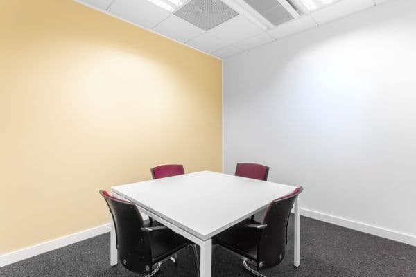 Prenájom kancelárie 10 m², Rohanské nábřeží, Prenájom kancelárie 10 m², Rohanské nábřeží,