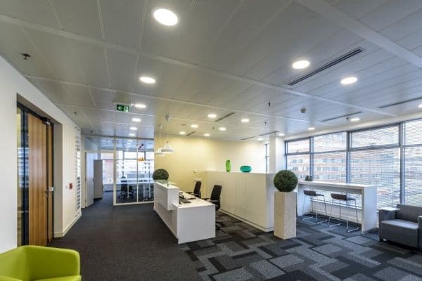 Prenájom kancelárie 5 m², Bucharova, Prenájom kancelárie 5 m², Bucharova,